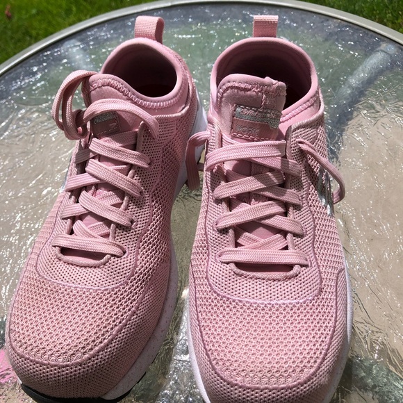 Sketchers shoes women's Size 5 Pink Memory foam Slip Resistant, Safety Toe - Picture 2 of 5